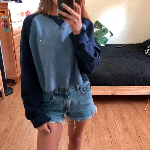 Tommy Hilfiger Sweaters - tommy hilfiger cropped crewneck